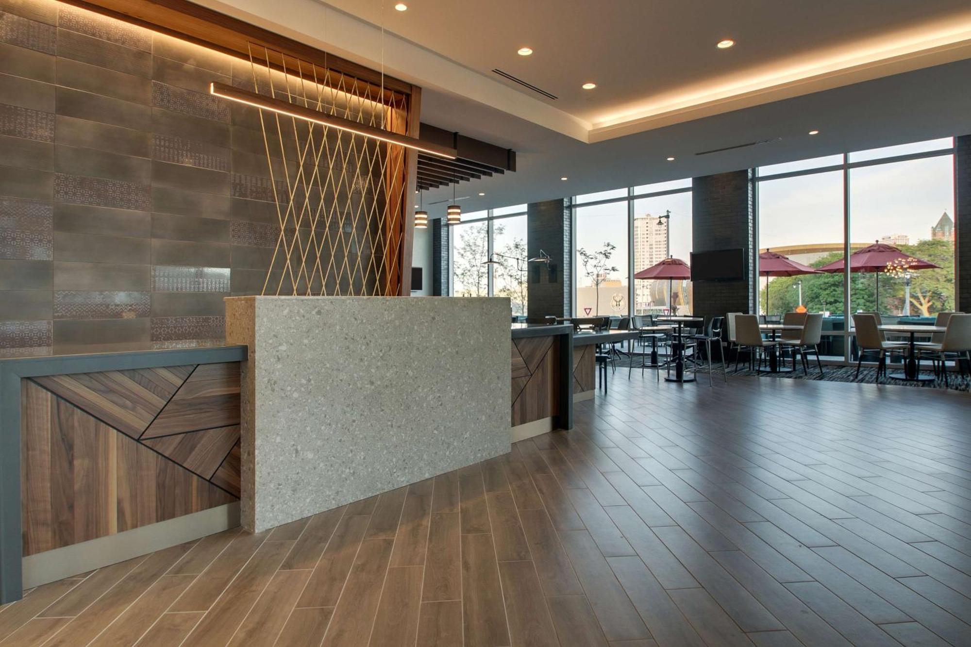 Hyatt Place Milwaukee Downtown Ngoại thất bức ảnh